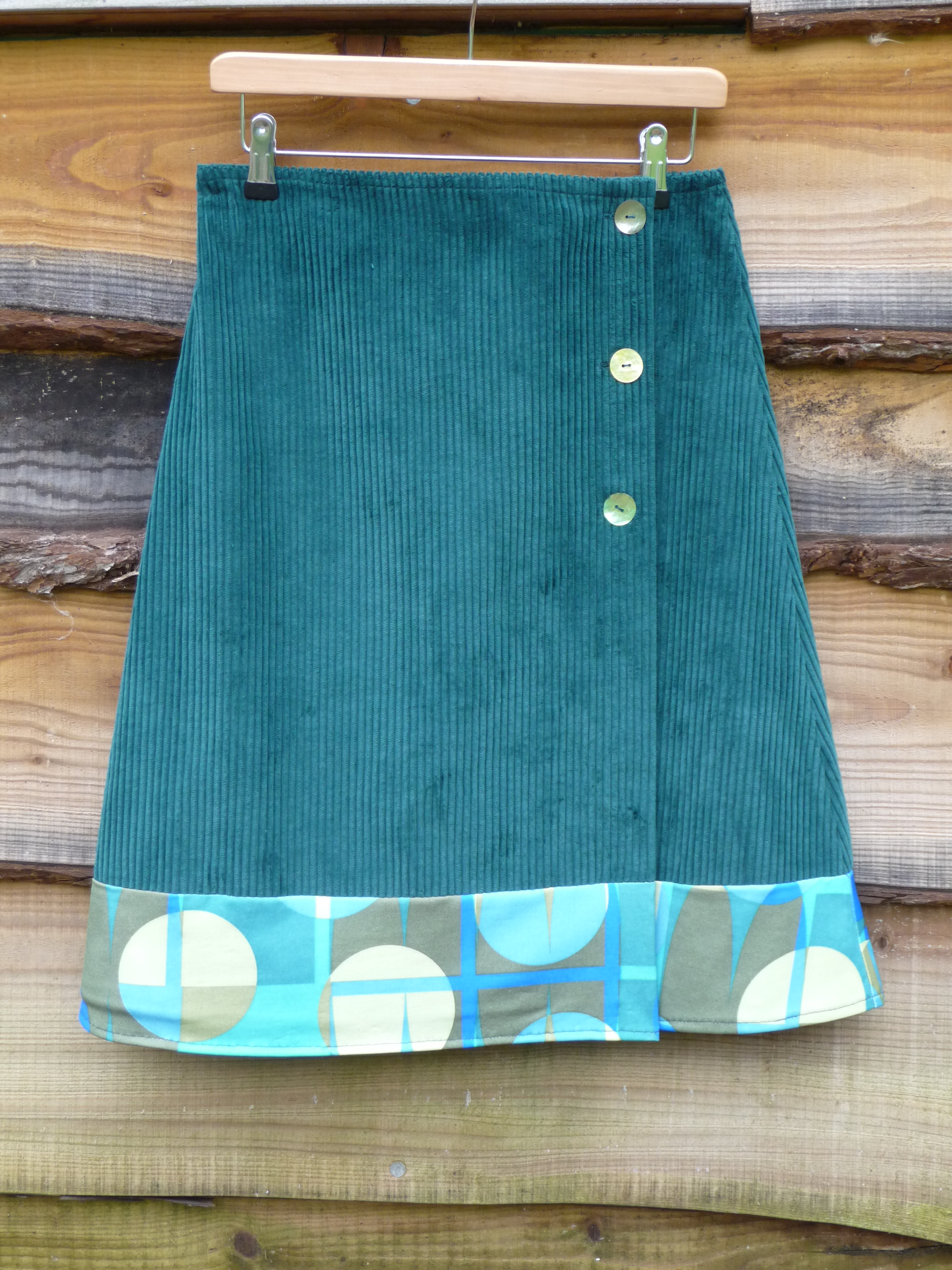 Nice Skirt!! made in Stroud, sewing, textile, embroidery, creative needle work, hairband, dried flowers, Stroud, Cotswold, organza fabric, sequins, wrap around skirt, sewing classes, textile workshops, learn to sew, making clothes, 